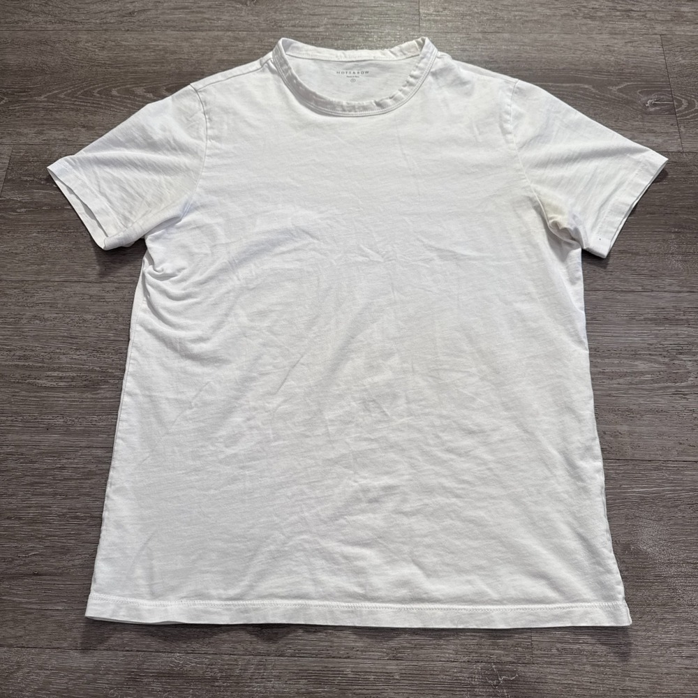 Mott & Bow Shirt Mens Small White‎ Tee Crew Neck 100% Cotton Minimal Basic Adult